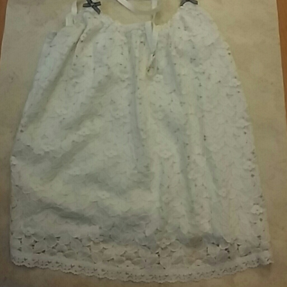Abercrombie Fitch lace top white lace size m